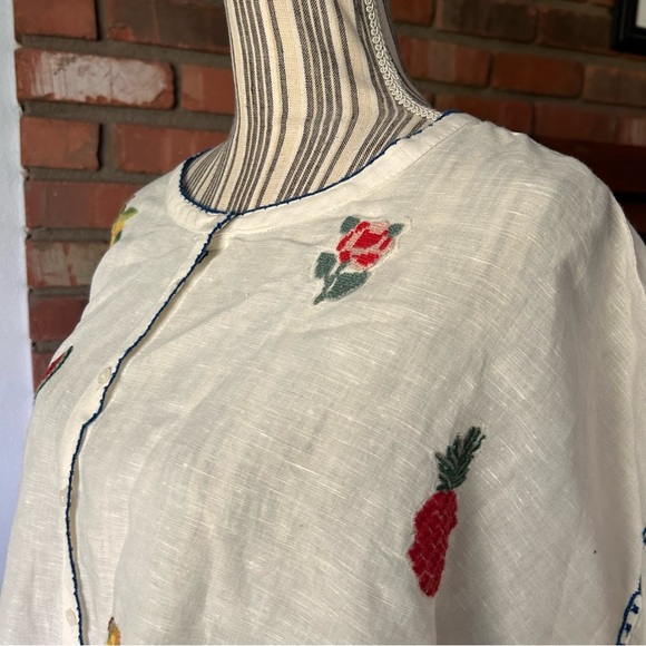Anthropologie Intropia Linen Embroidered Fruit Top in Cream Sz L - Picture 9 of 12